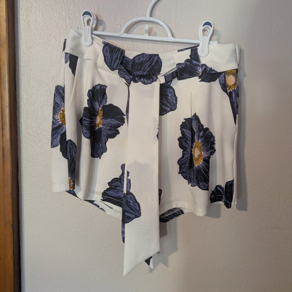 J.O.A. | Anthropologie High-Waisted Floral Shorts